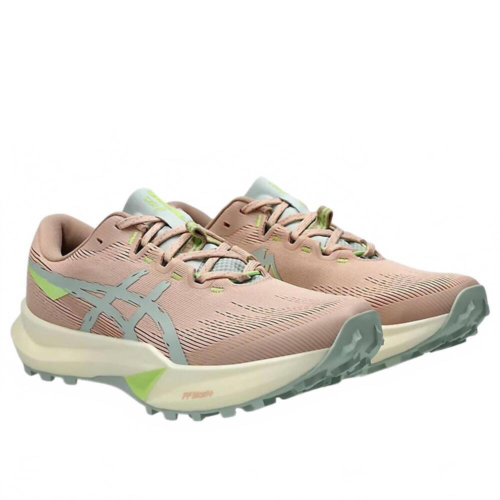 NEW ASICS women's fuji lite 6 running shoes in pale apricot/lichen rock